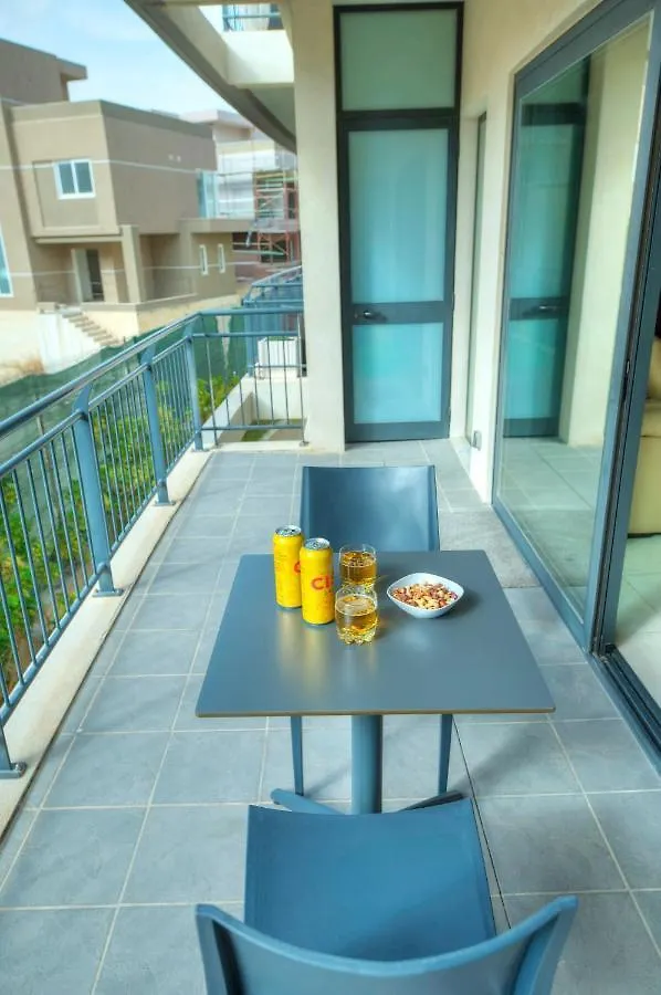 Apartment Spacious & Inviting 3 Bedroom Flat, Balcony Wpac1-1 Saint Julian's Malta